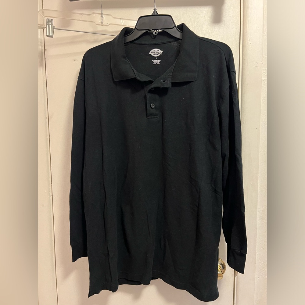 L black long sleeved collared Dickies shirt